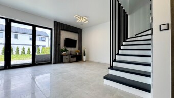 Przeztrzeń, gdzie złapiesz oddech. Biuro Nieruchomości Bielsko-Biała