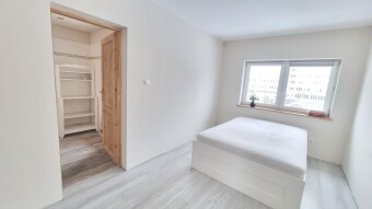 Sypialni głównaz własną łazienką. Biuro Nieruchomości Bielsko-Biała