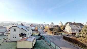 widok z balkonu na okolice lotniska Bielsko-Biała